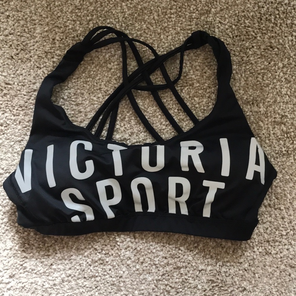 Victoria’s Secret Sports Bra removable padding
